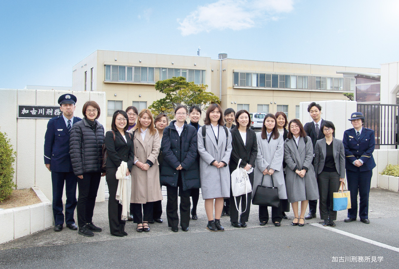 患者にはさまざまな立場がある。地域のリアルな現場で学ぶ。イメージ