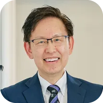 健康栄養学部 学部長 李 明鎭さんの写真