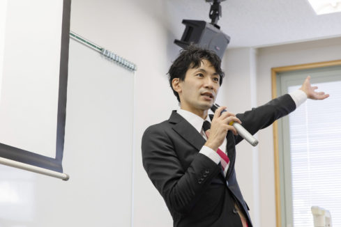 【会場 Ａ棟4階Ａ43教室】『学びにフレル』落ち込みにフレルー心理学への招待－