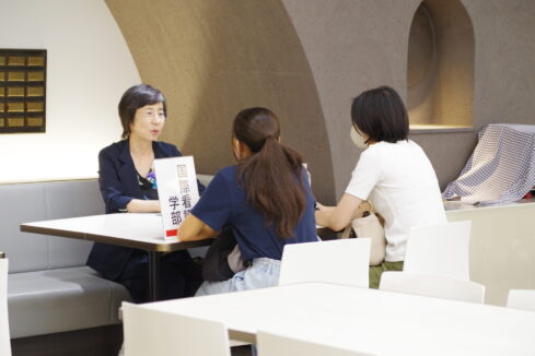 【会場：B棟1階 学生ラウンジ】先生に相談ブース