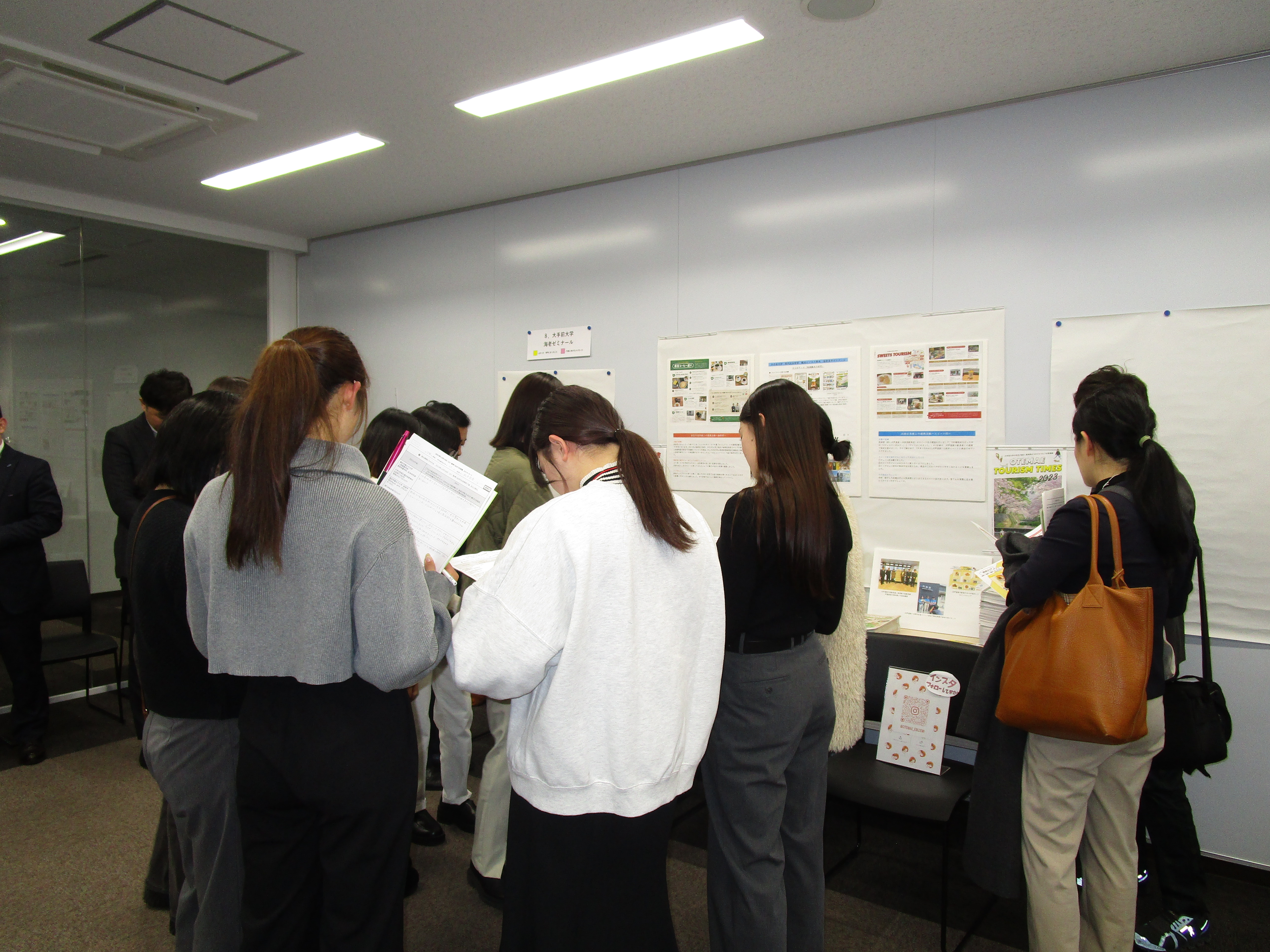 本学ブースを訪れた皆さま