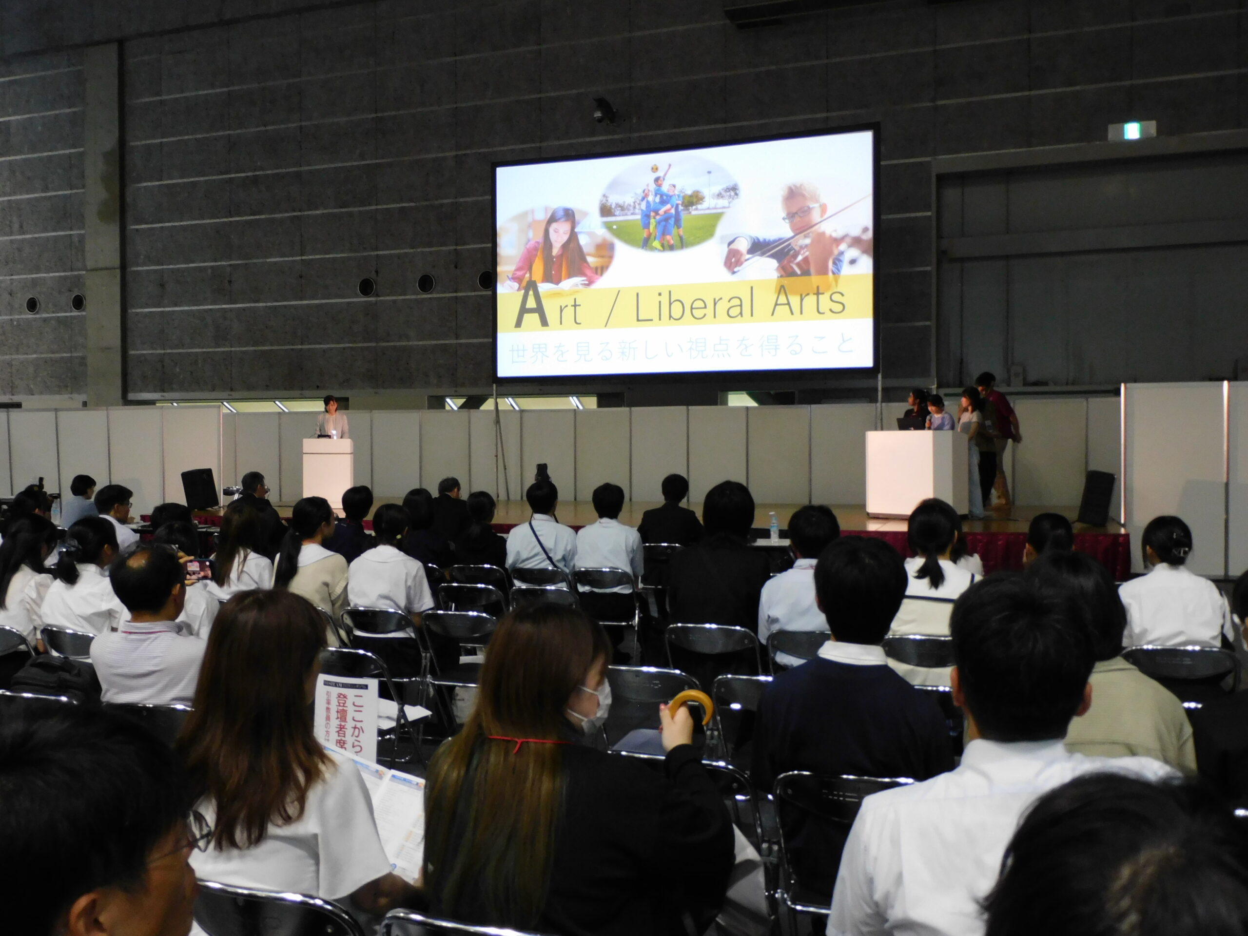 TEAM COLORSの発表