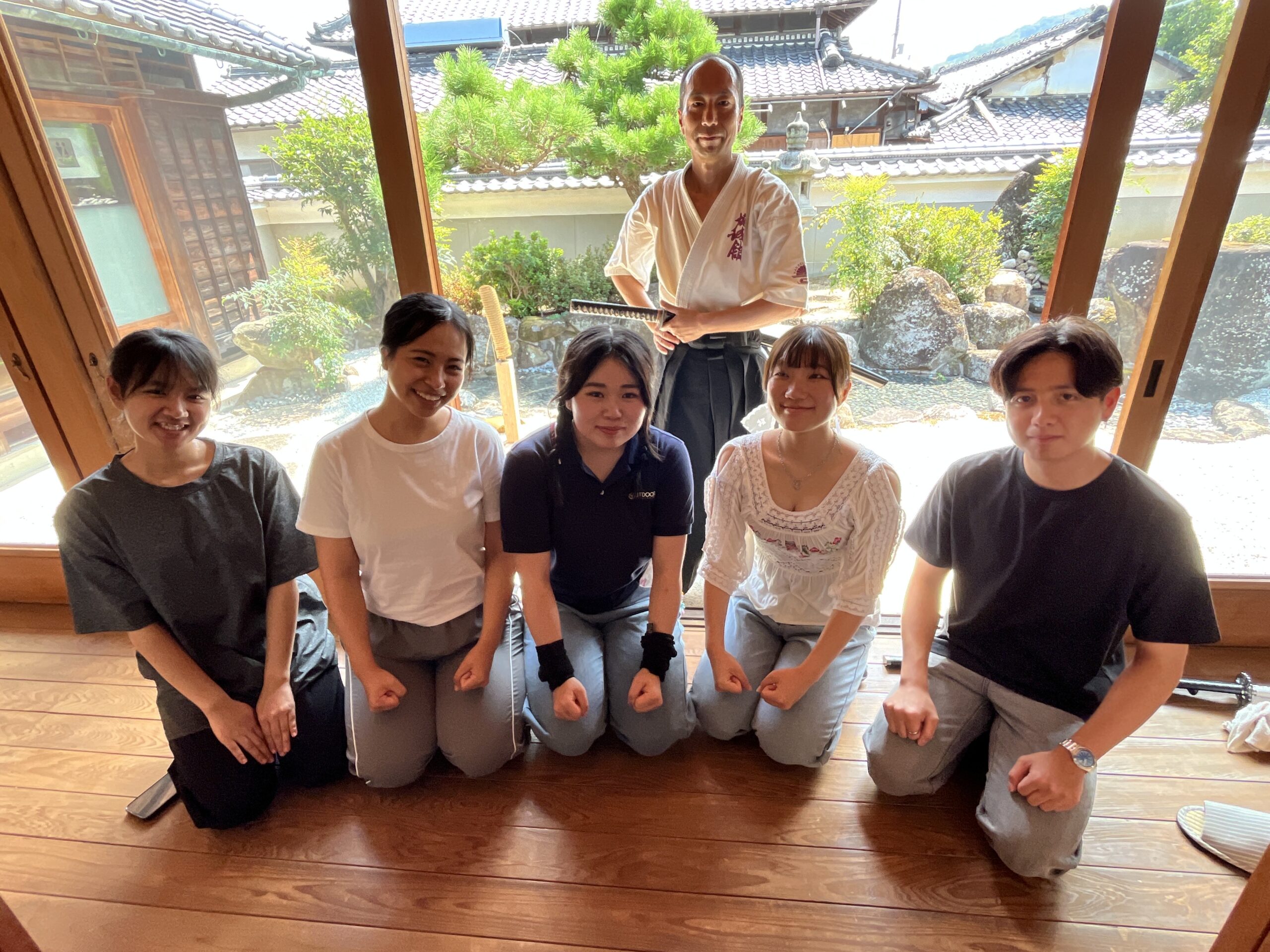 居合切りの先生との写真